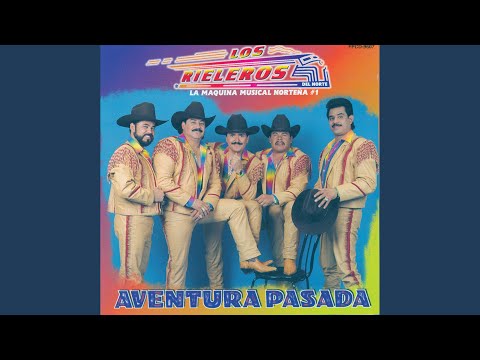 Watch the video for El divorcio