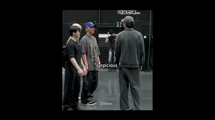 howoo bullying mingyu😂😂🤭#seventeen #mingyu #hoshi #woozi