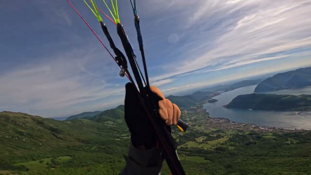 Iseo Lake Paragliding Advance Alpha 7 (long version)