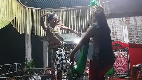 seni tradisional tari topeng dan lengger gondorio banjargede kertek - wonosobo