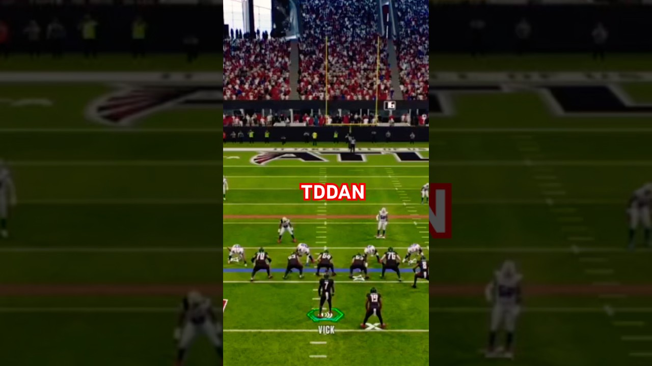 Michael Vick Amazing 29 Yard TD Run 