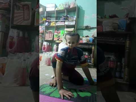 ده ولد لقيته في الشارع وقلت له تعال اساعدك يا ابني واخليك مشهور رايكم في وش وش حلو ساعدوه 