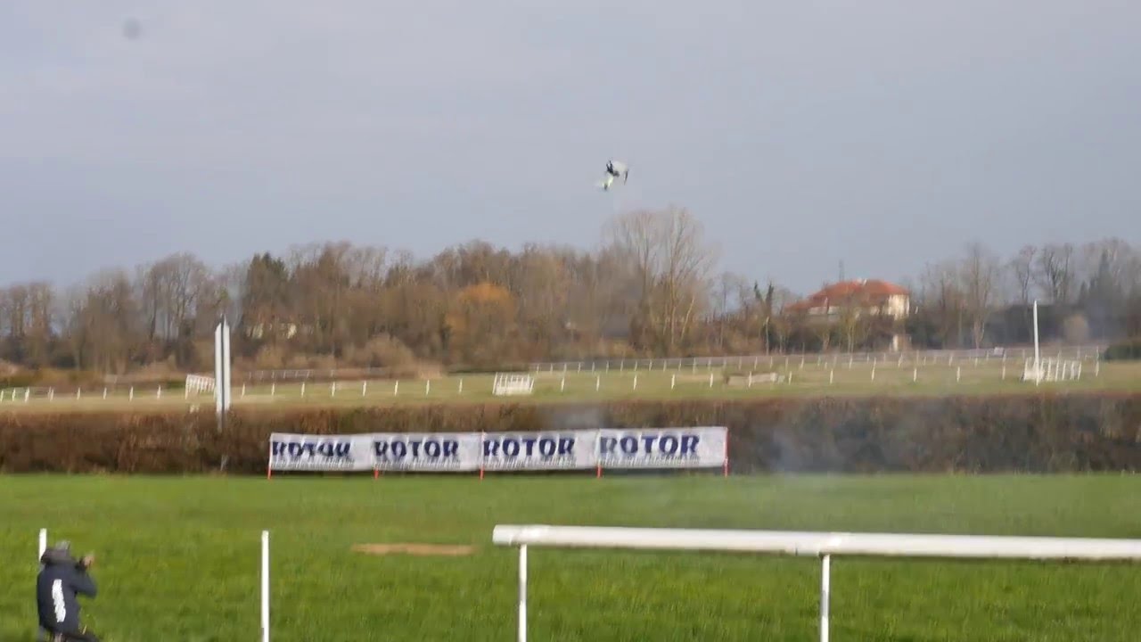 Tal Roglit demo flight of the Black Nitro from SAB Heli Devision at Rotor live 2016