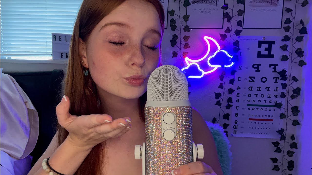 ASMR Kissing You Goodnight ♡