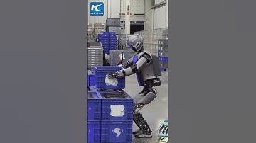 Humanoid robot provides unmanned logistics solution in south China