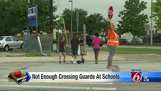 Not enough crossing guards at schools