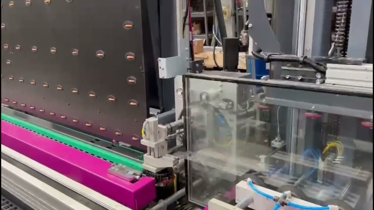 11 Eksenli Otomatik Cam Macunlama Makinası Otomasyonu