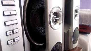 Pioneer tocando con Sony GN700