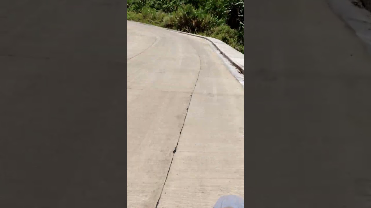 XRM 125 FI GOING UPHILL ON 2ND GEAR