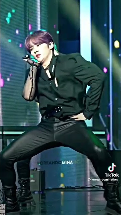 MANIAC Lee Know Tho. He Is Insane For This. #straykids #stay #leeknow #lovestay