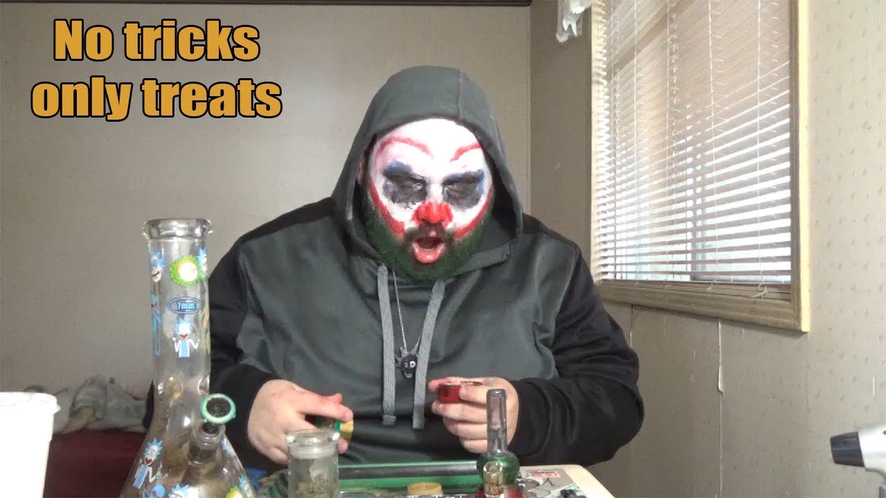 Four20 Friends: Halloweed Sesh