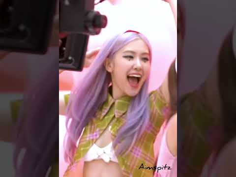 BLACKPINK ROSÉ SEXY MOMENTS