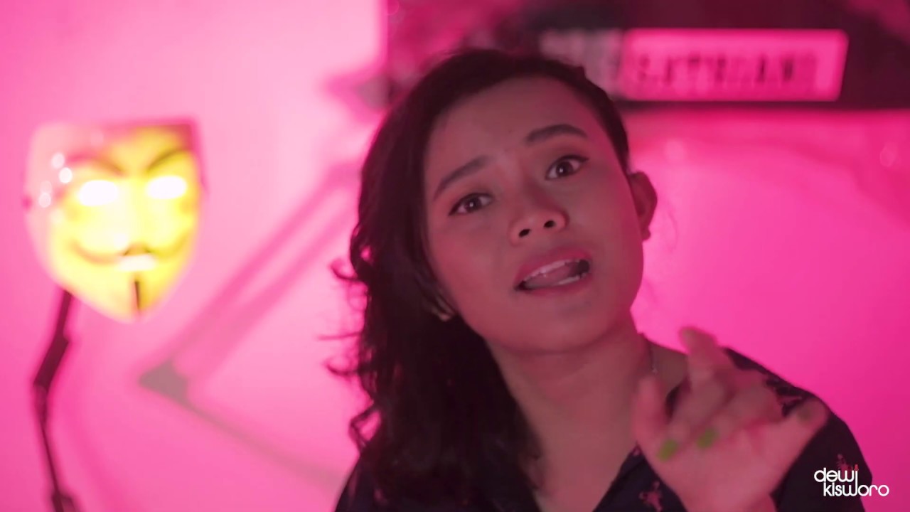 Royals - Lorde (Dewi Kisworo Cover)