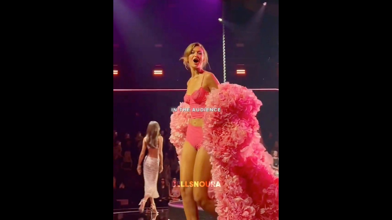 Her reaction! #gigihadid #victoriasecret #supermodel #fashion #gigihadidedit