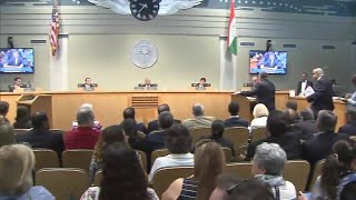 Special Miami Commission meeting held as commissioner calls for firing of city attorney