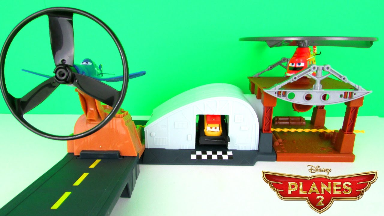 disney pixar planes 2 fire rescue riplash flyers rip n rescue planes fire and rescue riplash flyers