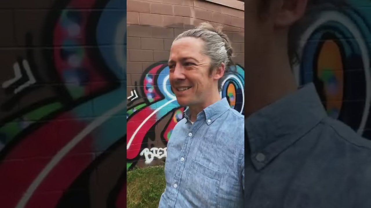 Knowing is the enemy of knowledge 