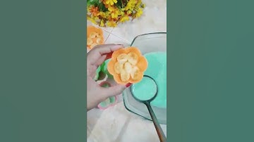 Thumbnail of PERBEDAAN KUE NAGASARI 1 KALI KUKUS DENGAN 2 KALI KUKUS RESEP BIKIN KUE BASAH #shorts