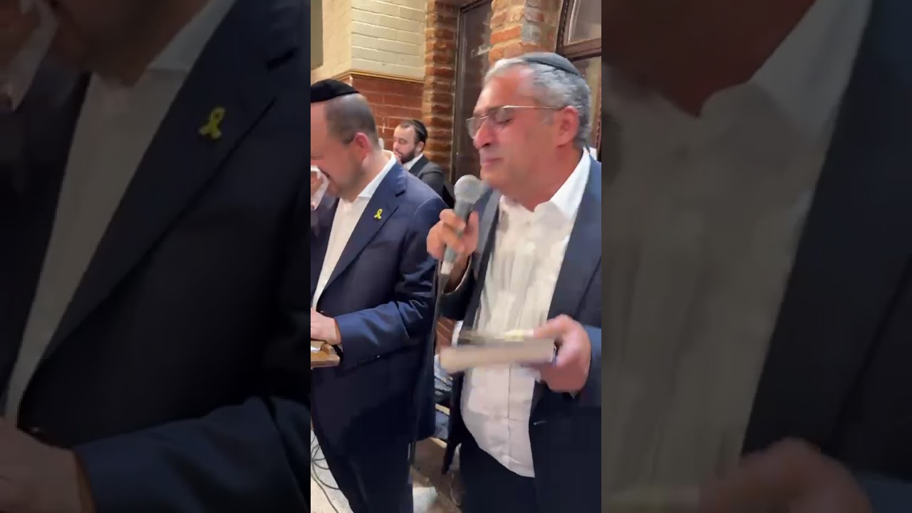 Family of Israeli Hostages Pray at R' Shayele’s grave in Kerestir משפחות החטופים בקבר של ר' ישעיה'לה