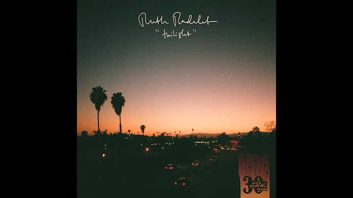 Ruth Radelet - Twilight