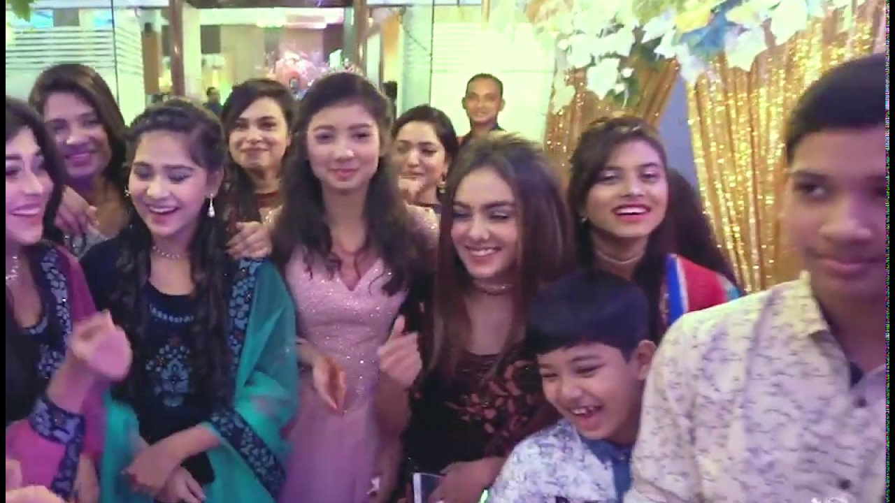 From the Wedding Gate - Boomerang :: YouTube Content by Dream Weaver