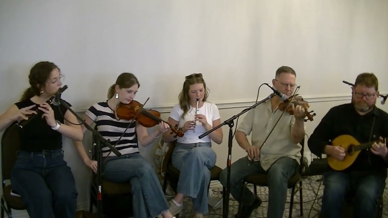 The Kilroys perform at the Mayo Society of Cleveland Tea