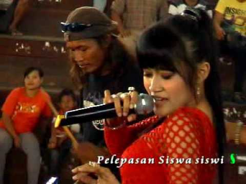 dangdut hot vulgar no sensor smk bergoyang Dangdut hot Radista - layang suara / love letter