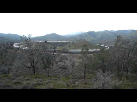 BNSF Stack/Autorack Traveling West at the Tehachapi Loop in Walong
