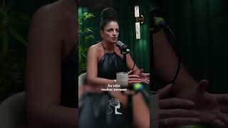 Maturidade não é sobre idade e isso é um FATO. #podcast #mesacast #maturidade #feminino #shorts 