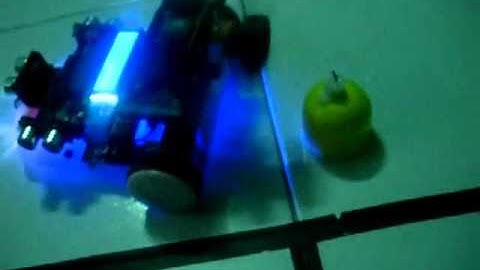 Mekanisme Robot Pencari dan Pemadam Api Lilin (Fire Fighting Robot)