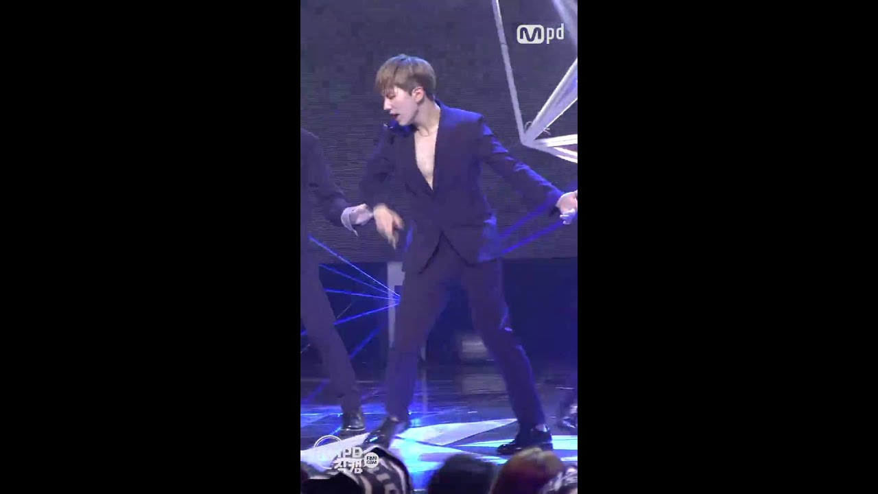 [MPD직캠] 몬스타엑스 기현 직캠 주문 Mirotic MONSTA X Ki Hyun Fancam @엠카운트다운_160526