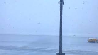 heavy snow at Innsbruck Airport