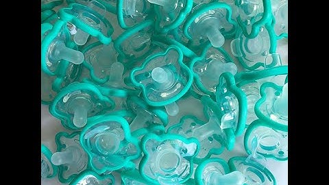 Fully automatic production of pacifiers by LSR injection molding