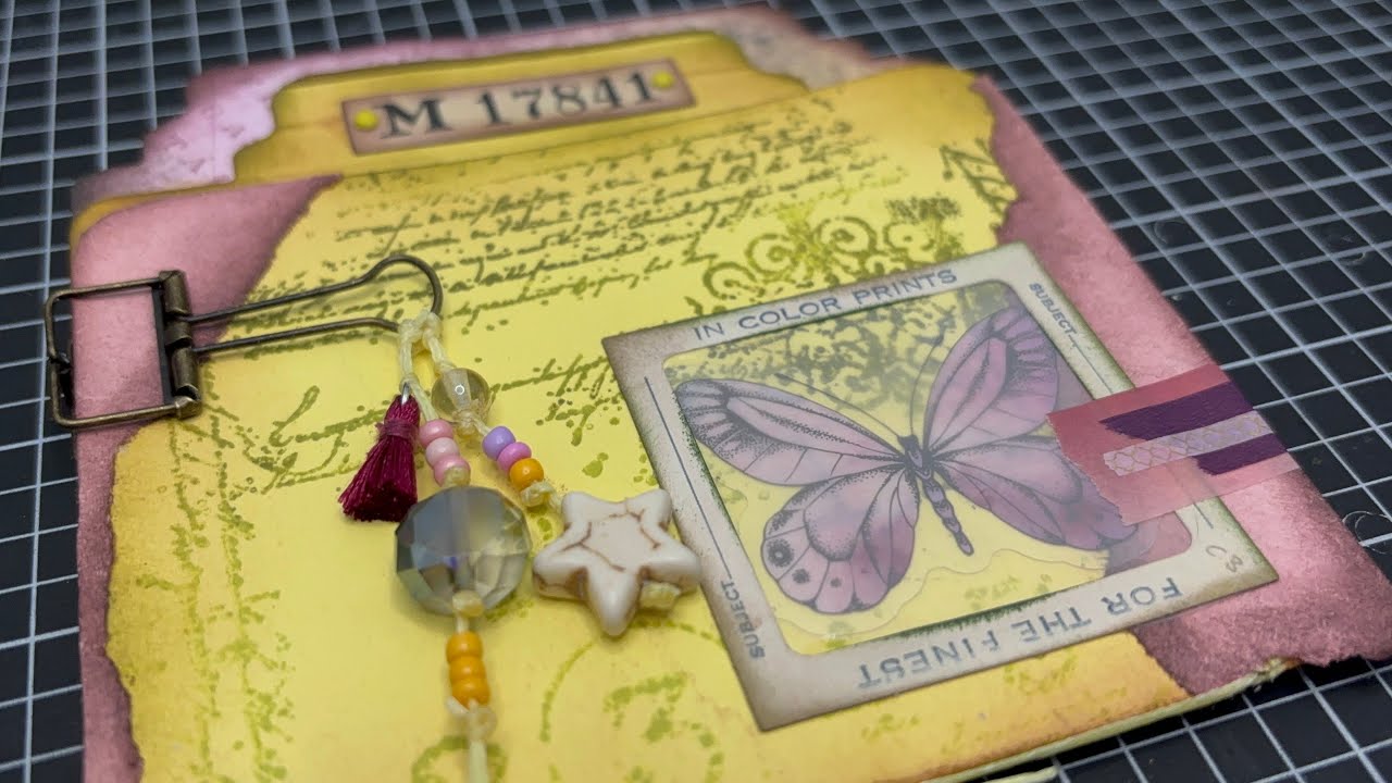 Creating a mini File Folder Notebook