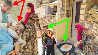 Download Lagu The suffering hands of a single mother treating a child and baking local bread MP3 Download Lagu The suffering hands of a single mother treating a child and baking local bread MP3
