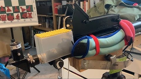 Free inbuilt iphone apps help measure altitude and azimuth movements