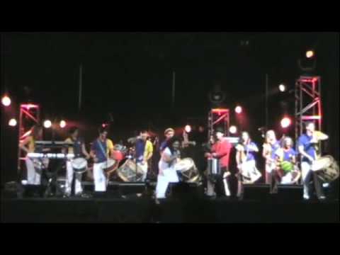 Maracatu New York: Nago Nago. Live at Roseland Bal...