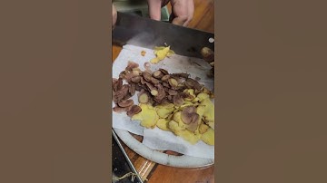 Bên trong củ Sâm Ngọc Linh 9 năm tuổi