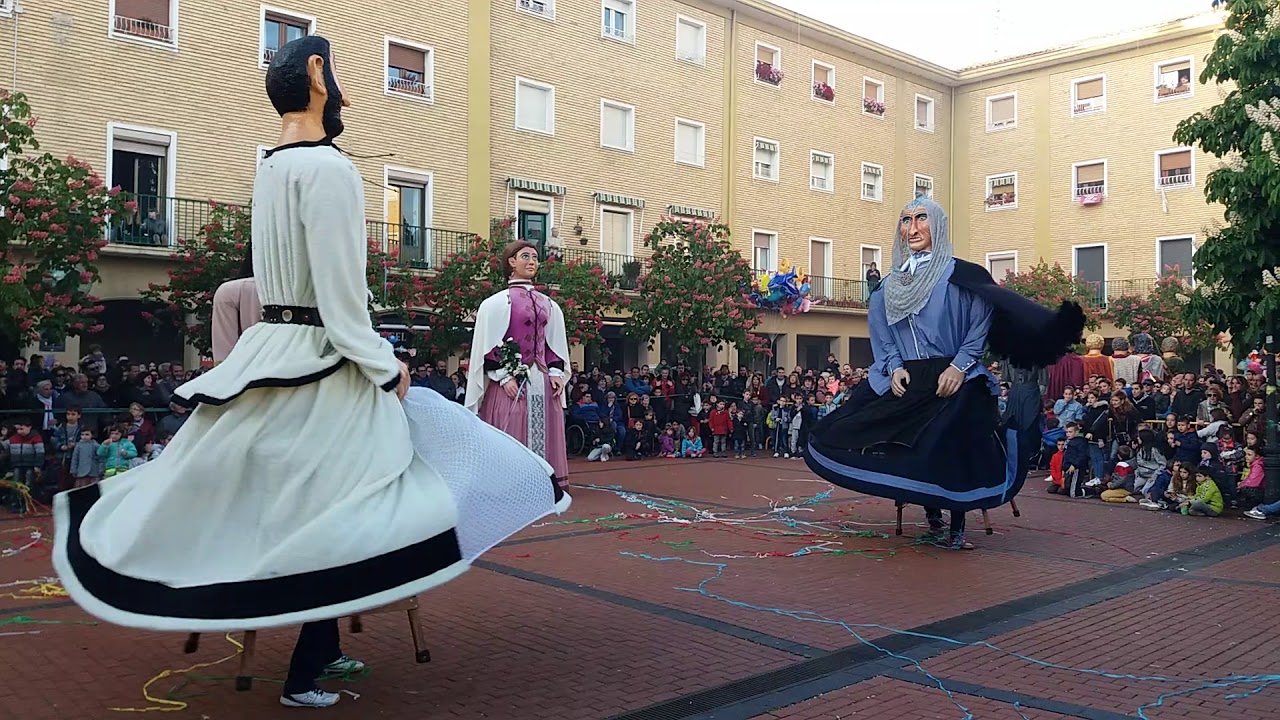 Despedida gigantes de la Txantrea 2019  (4/4)