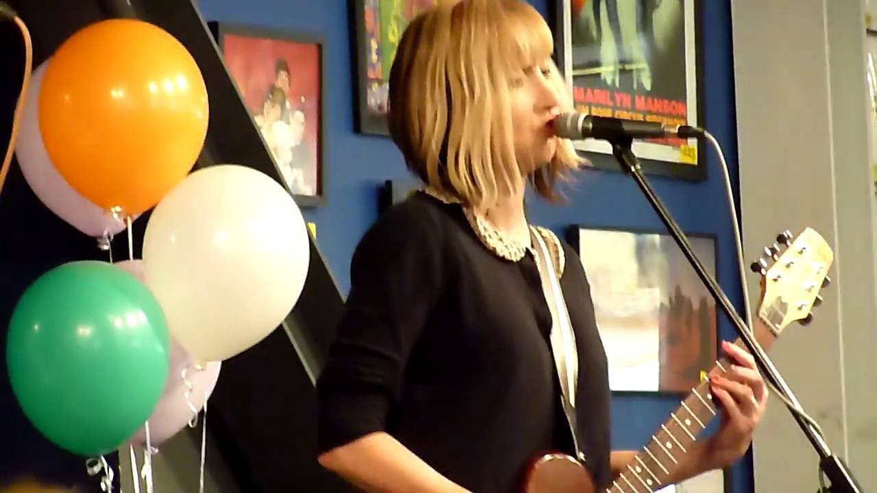 The Muffs at Amoeba Records L.A. 5/24/16