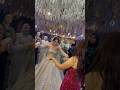 العروسه ولعت الفرح مع اختها