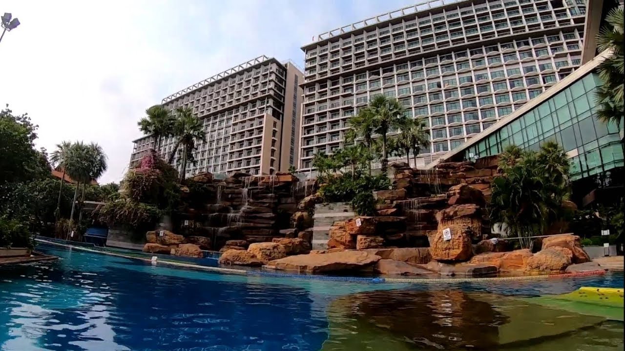 Review]The Zign Hotel Pattaya เดอะซายน์ พัทยา ติดทะเล อาหารดี วิวสวย - YouTube