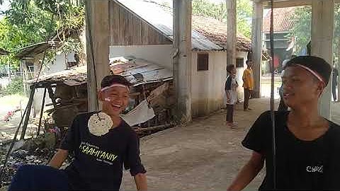 Lomba Makan Kerupuk part 5