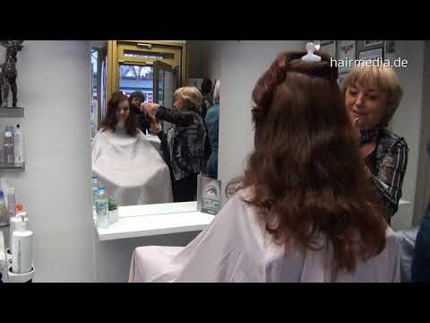 847 JuliaR 1drycut electric chair haircut in large cape full video 