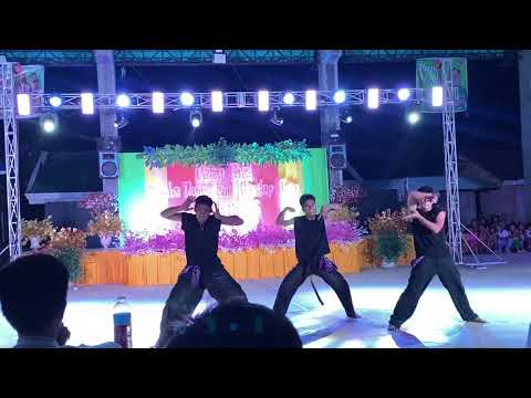 Triple brothers dance moves