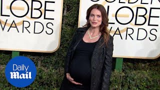 Saffron Burrows shows off her baby bump at 2017 Golden Globes - Daily Mail