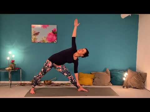30 Minuten Yoga für Einsteiger und Mittelstufe