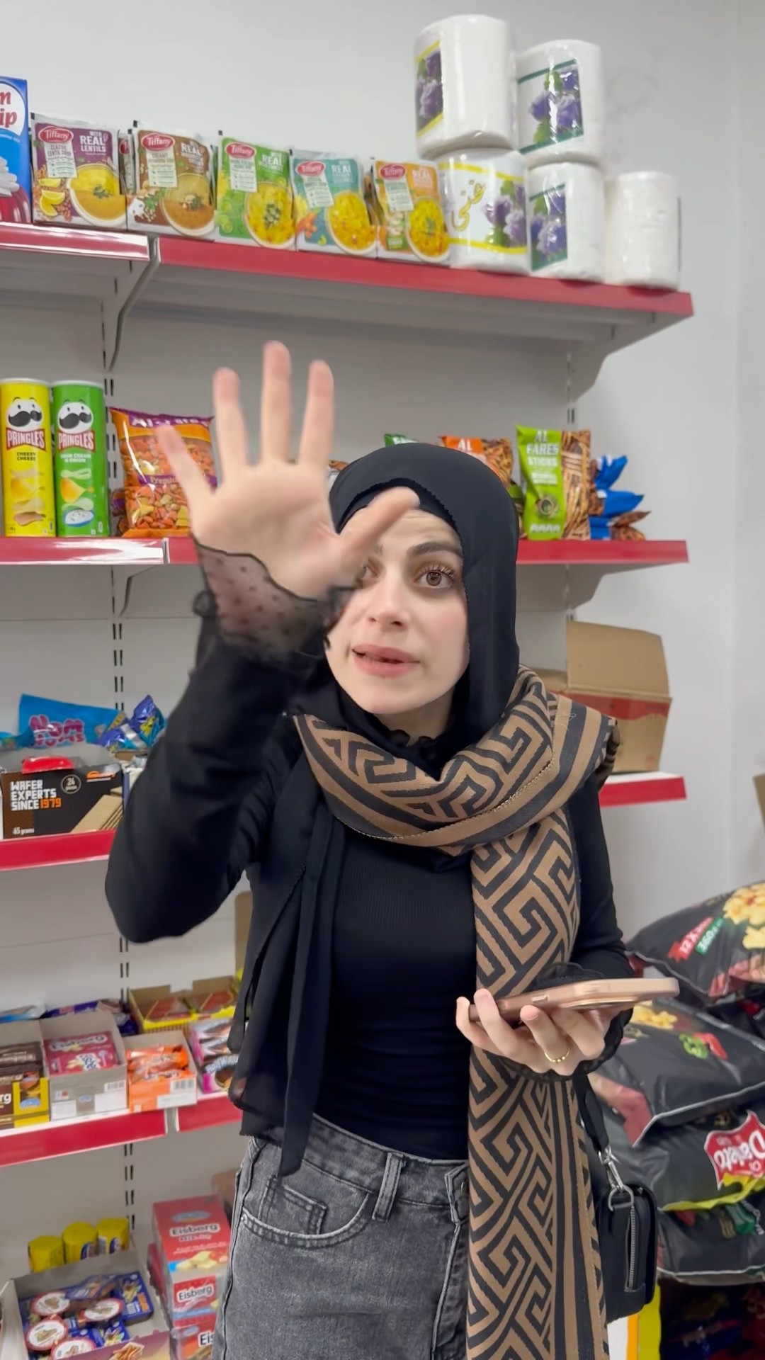 البنت المشهورة ?? ام سيف ونانو
