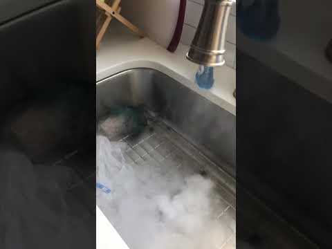 Video: Watter goed sink of dryf?