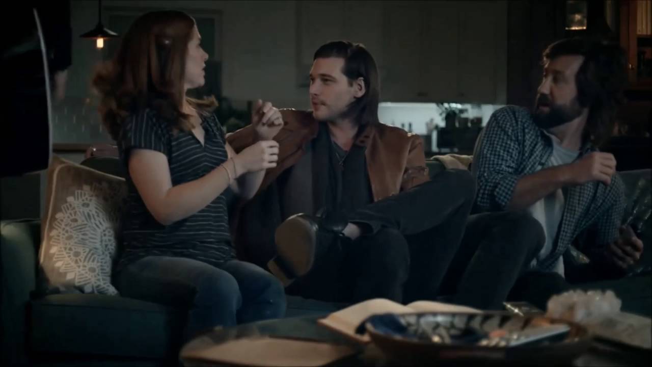 who is the voice of directv commercials